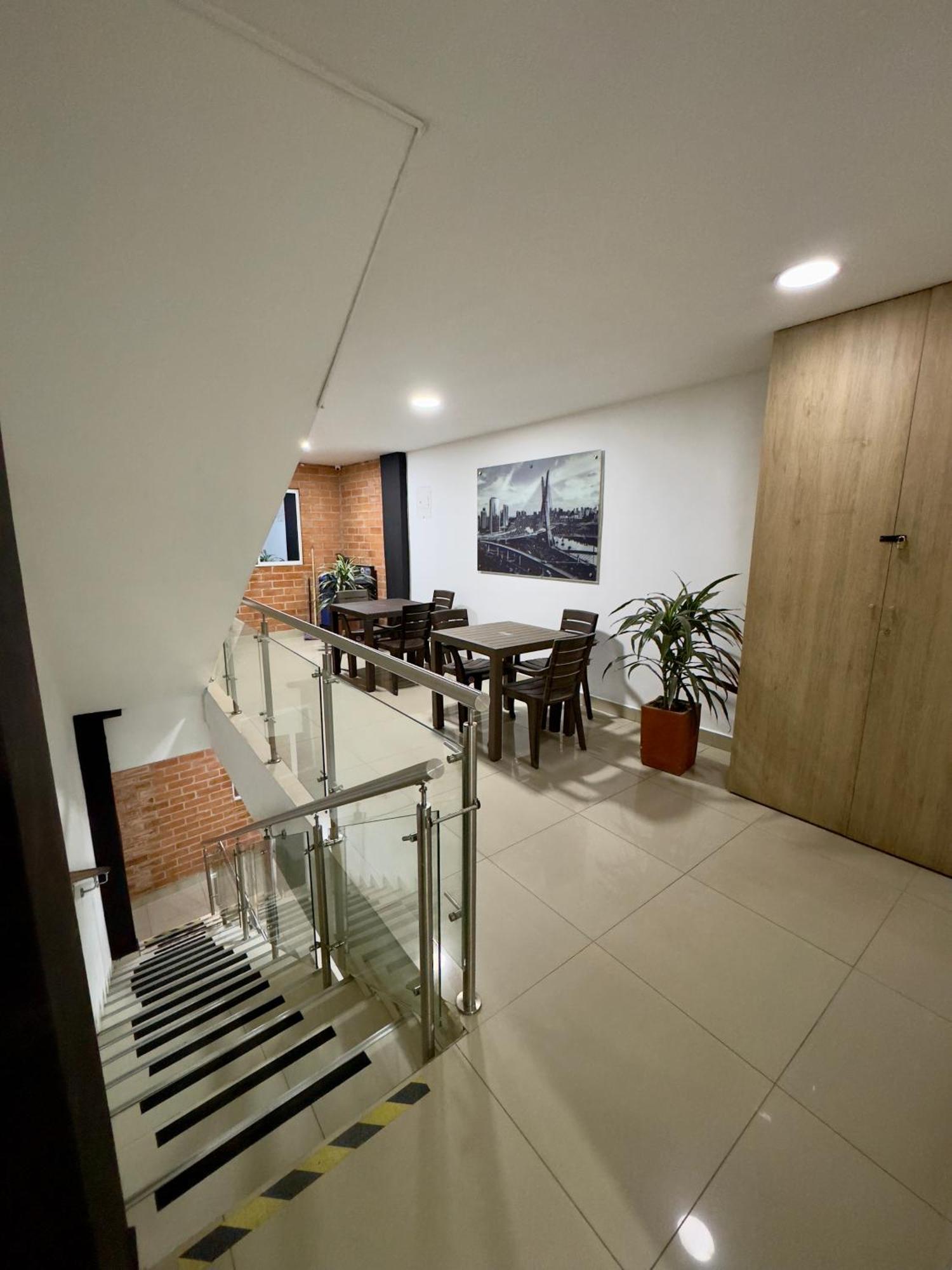 Hotel Select Медельин Экстерьер фото