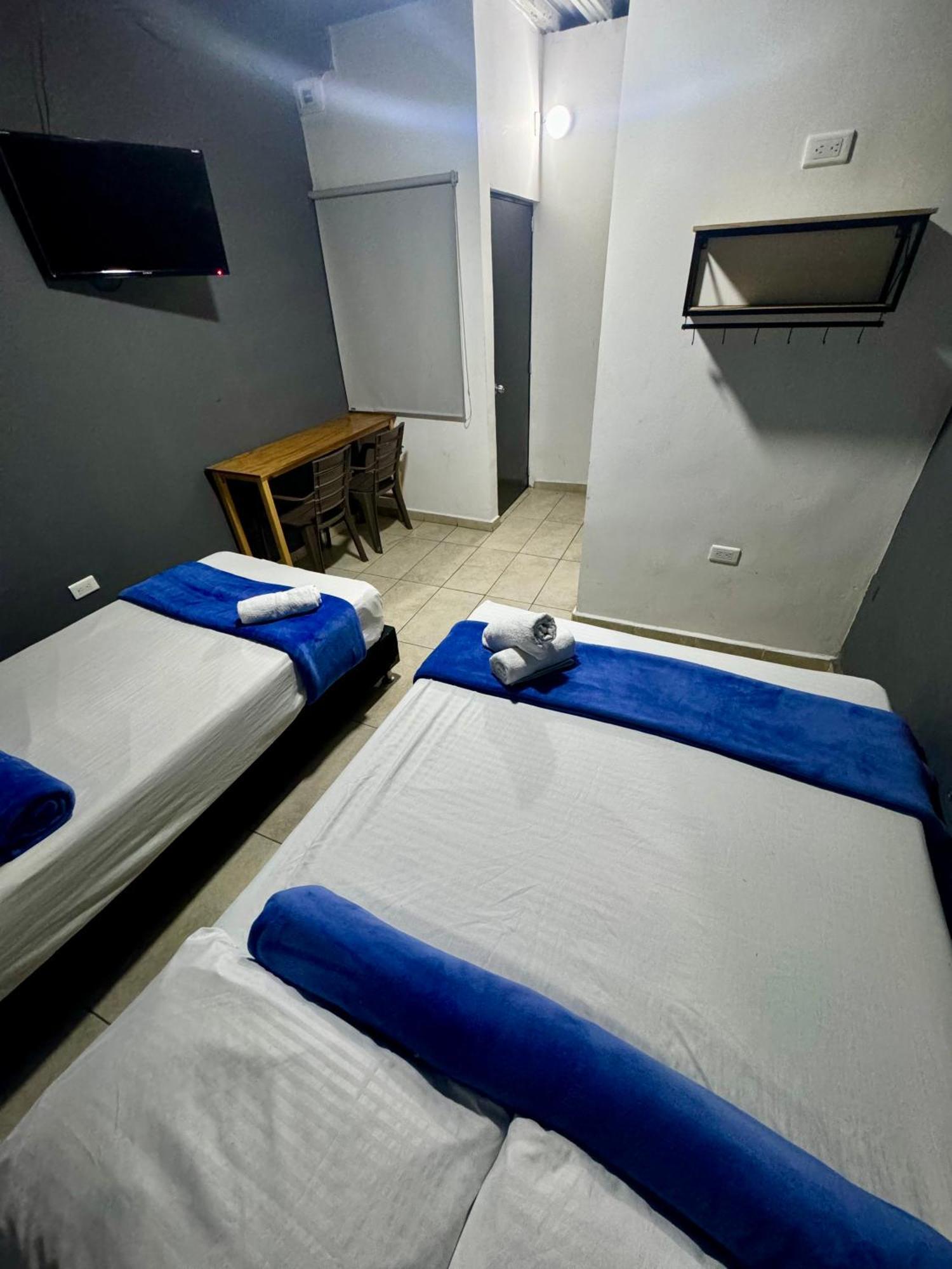 Hotel Select Медельин Экстерьер фото